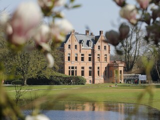 Bulskampveld park and castle