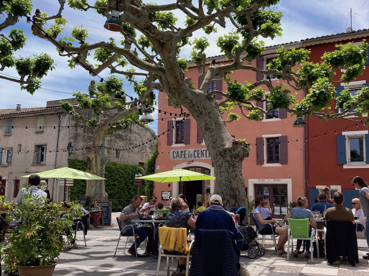 Cafe du Centre, Villedieu