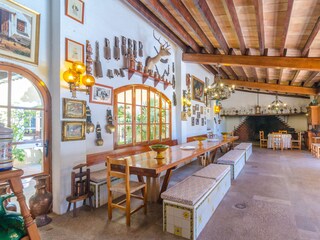 Villa Sant Jordi Caratteristiche 32