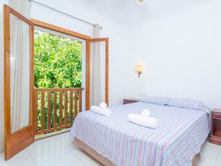 Villa Sant Jordi Caratteristiche 43