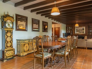 Villa Sant Jordi Caratteristiche 51