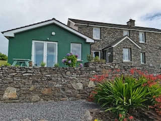 Cottage Toormore Outdoor Recording 3