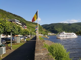 Moselpromenade in Zell