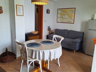 Ferienhaus Gdinj Außenaufnahme 13