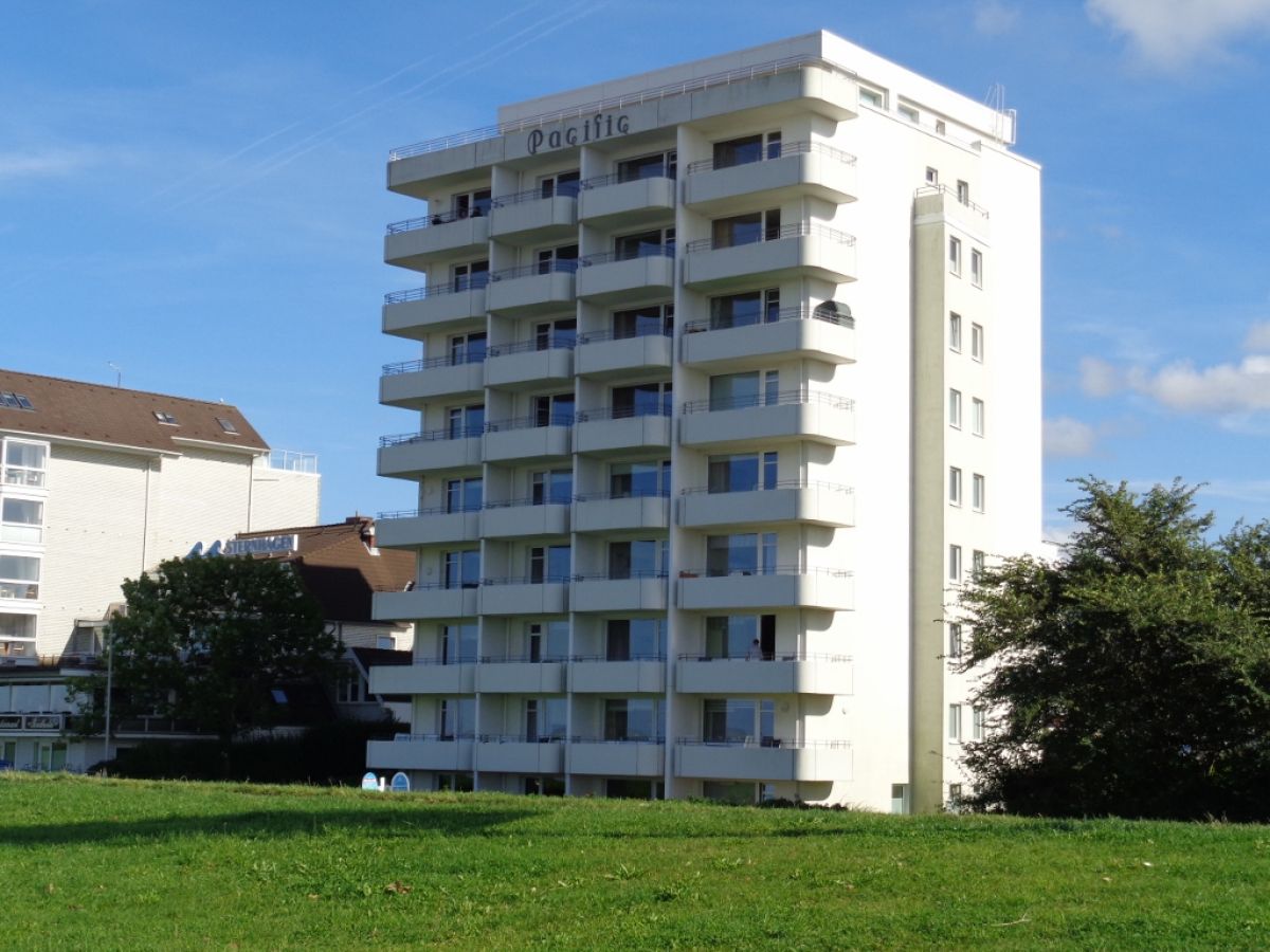 Ferienwohnung 13 im Haus Pacific, Duhnen, Firma Heinemann