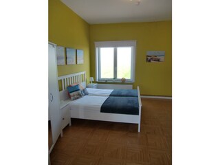 Schlafzimmer 2 OG