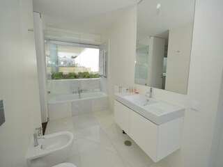Villa Nadadouro Features 36
