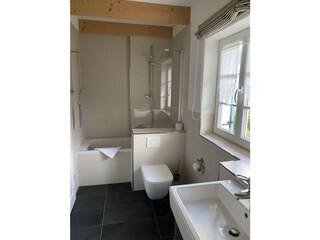 zweites Bad im Erdgeschoss