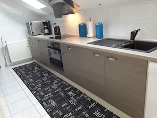 Holiday apartment Beverungen Kitchen 17