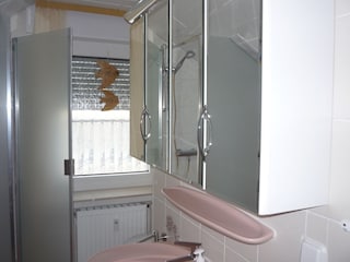 Holiday apartment Beverungen Bathroom 15