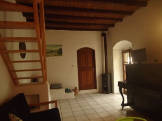 Cottage Listaros Features 12
