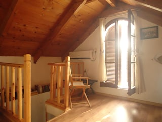Cottage Listaros Features 18