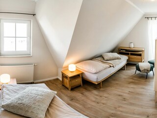 Schlafzimmer mit 2 Einzelbetten