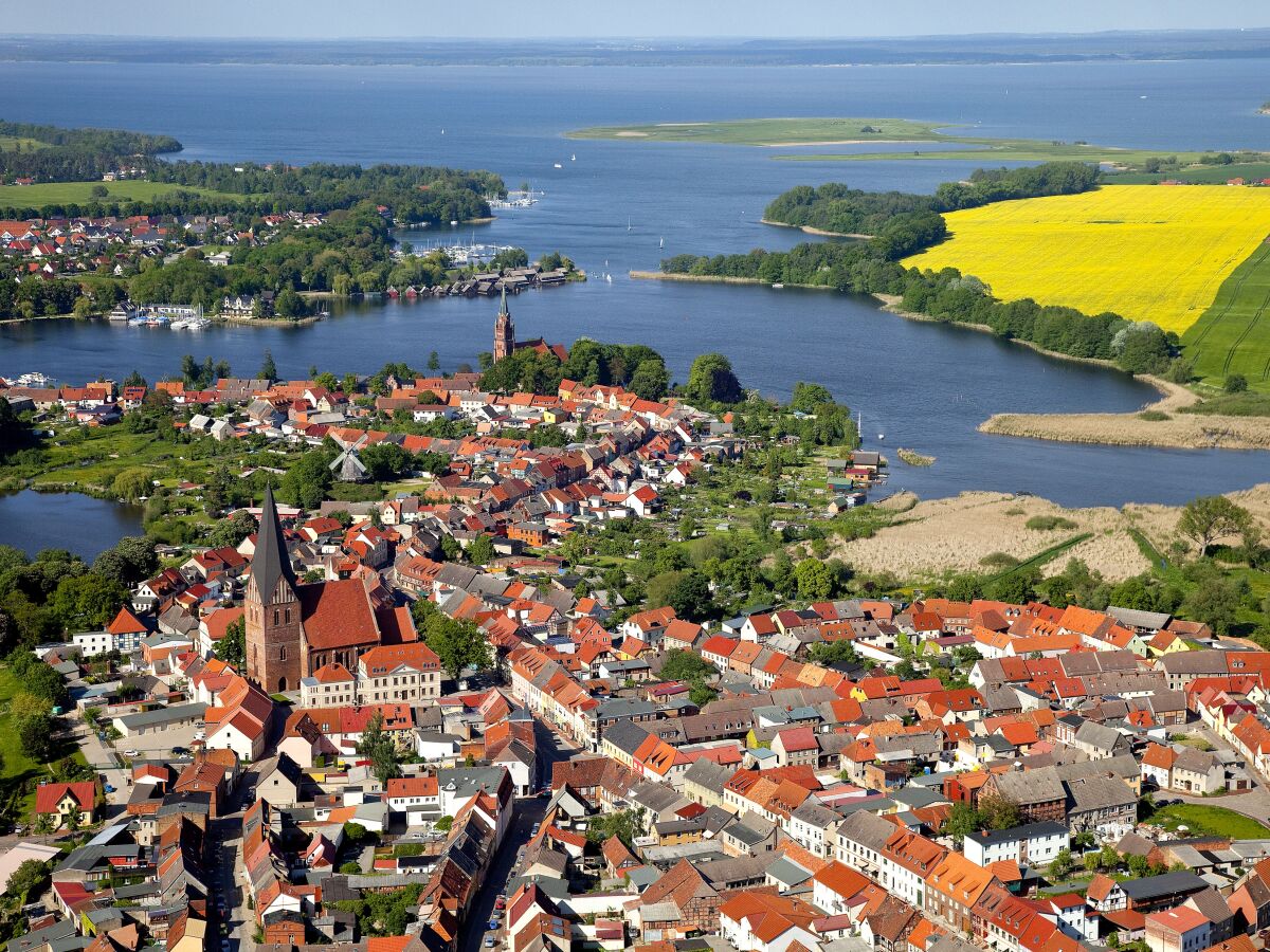 Strandhaus direkt am Ufer der Müritz