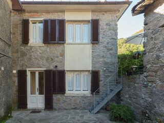 Vakantiehuis Pescaglia Buitenaudio-opname 9