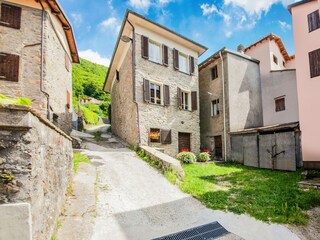Vakantiehuis Pescaglia Buitenaudio-opname 4