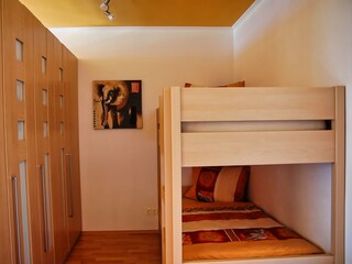 Massives Hochbett (2m Länge)