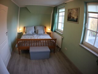 1. OG: SZ mit Doppelbett 180x200