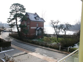 Blick vom Balkon auf den Schloonsee