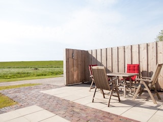 Terrasse mit Deichblick