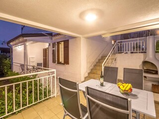 Appartamento per vacanze Njivice Registrazione all'aperto 6