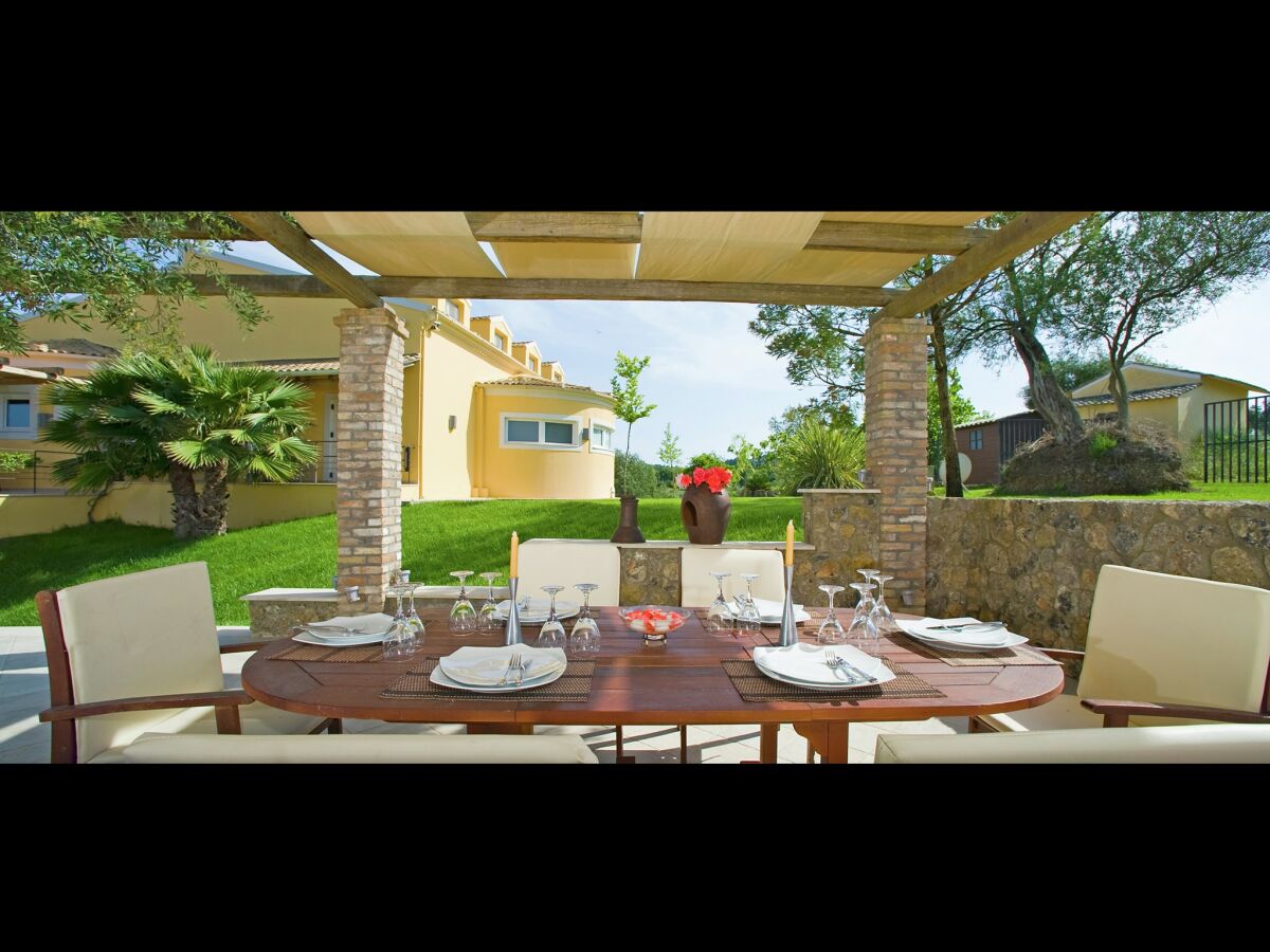 Villa Kira Chrisikou Grabación al aire libre 5