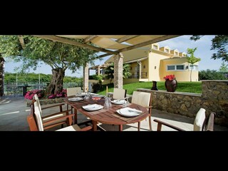Villa Kira Chrisikou Grabación al aire libre 12