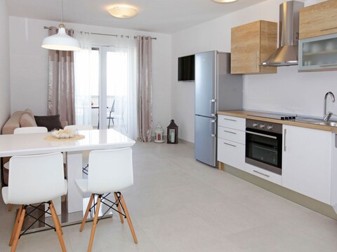 Ferienwohnung Bol Lena 4
