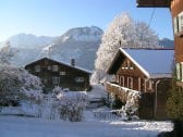 Winteransicht mit Ostbalkon