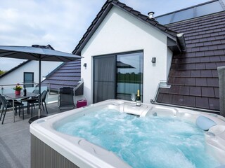 beheizter Außenwhirlpool