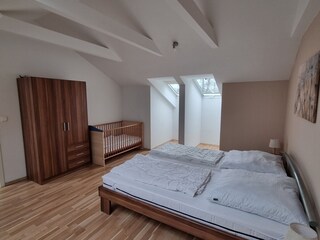 Schlafzimmer obere Etage