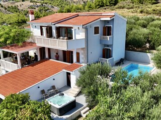 Vakantiehuis Dugi Rat Buitenaudio-opname 2