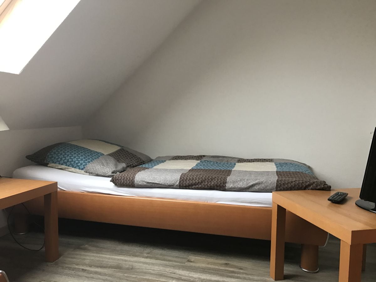 Schlafzimmer 3