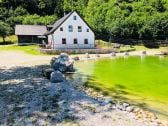 Ferienhaus mit eigenem Schwimmteich