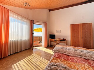 Apartment 5, Sleeping room