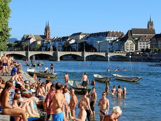 Basel - schwimmen im Rhein