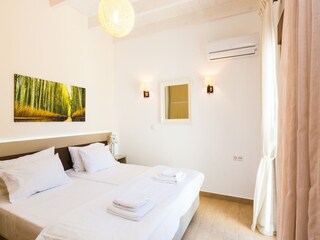 Villa Roumeli Features 21