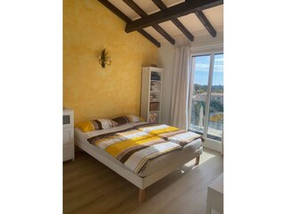 Schlafzimmer 2