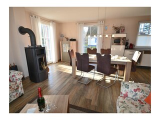 Wohn- & Esszimmer mit Kamin