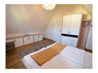 Schlafzimmer OG