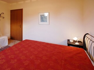 "Il Gufo" - 1st bedroom /view from the window