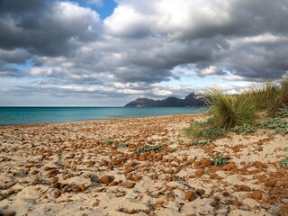 Der Strand von Sa Canova ist nur wenige Gehminuten von