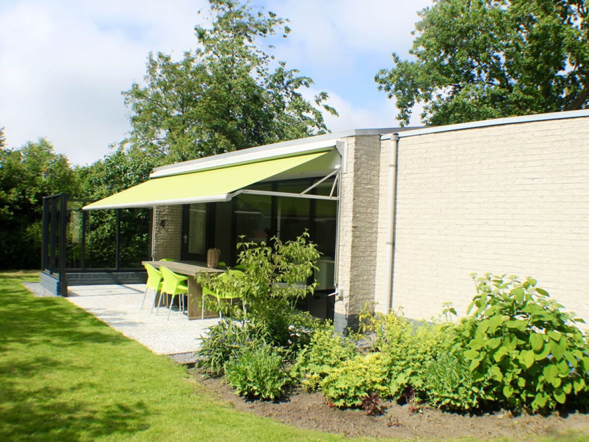 Bungalow mit moderne einrichtung, zeeland, kamperland firma ... Bungalow moderni
