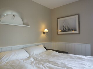 Bettsofa mit Taschenfederkernmatratze und Lattenrost