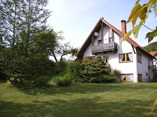 Haus von der Garten-Seite