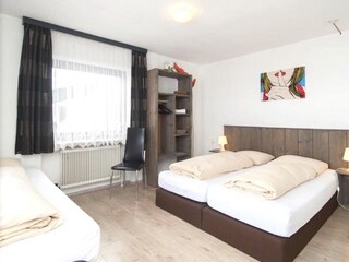 Beispiel Dreibettzimmer