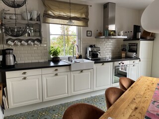 Küche mit Essbereich