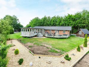 Ferienhaus 17 person holiday home in Roslev-By Traum