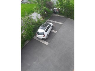 Grosser privater Parkplatz