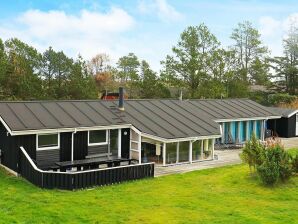 Holiday house 10 person holiday home in Jerup - Bratten Beach - image1
